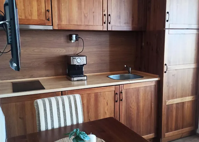 Sunrise View With Free And Bottle Of Wine In Cornelia Deluxe Residence, Free Parking Banszko