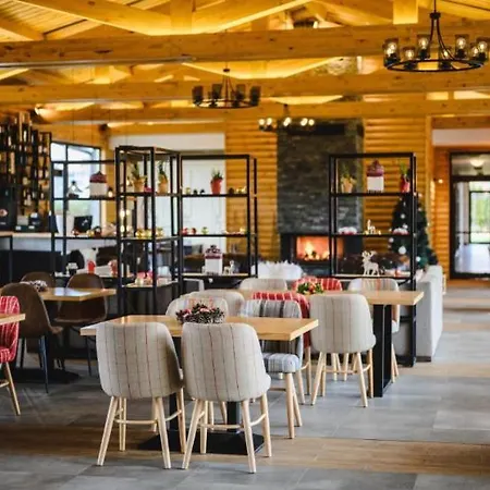 Sunrise View With Free And Bottle Of Wine In Cornelia Deluxe Residence, Free Parking *