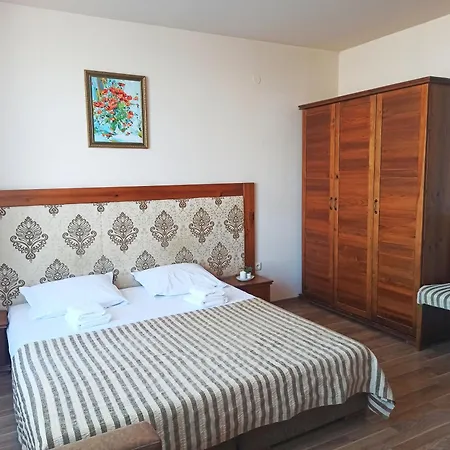 Sunrise View With Free In Cornelia Deluxe * Μπάνσκο