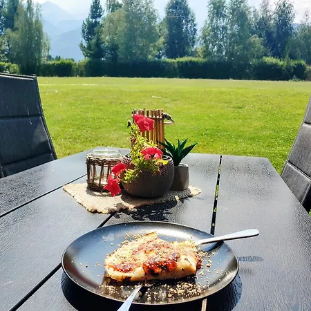 Apartament Sunrise View With Free And Bottle Of Wine In Cornelia Deluxe Residence, Free Parking