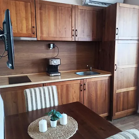 Sunrise View With Free And Bottle Of Wine In Cornelia Deluxe Residence, Free Parking Bansko