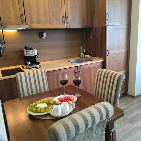 Sunrise View With Free And Bottle Of Wine In Cornelia Deluxe Residence, Free Parking * Bansko