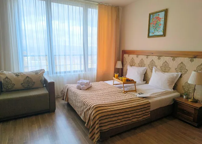 Sunrise View With Free And Bottle Of Wine In Cornelia Deluxe Residence, Free Parking Lägenhet *